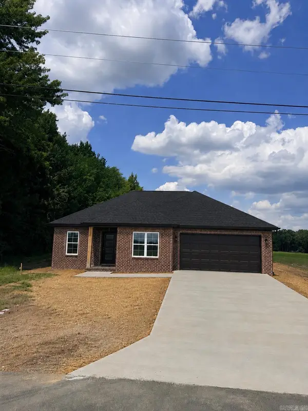 103 East Florida Street, Beebe, AR 72012