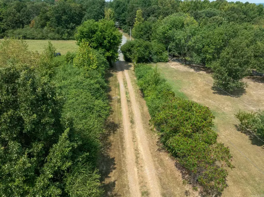 000 E. Club Rd., Denmark, AR 72568 - #3