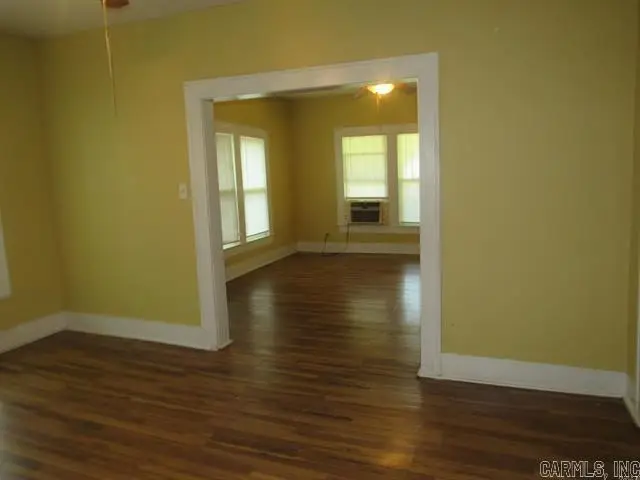 504 N Oak Street, Morrilton, AR 72110 - #2