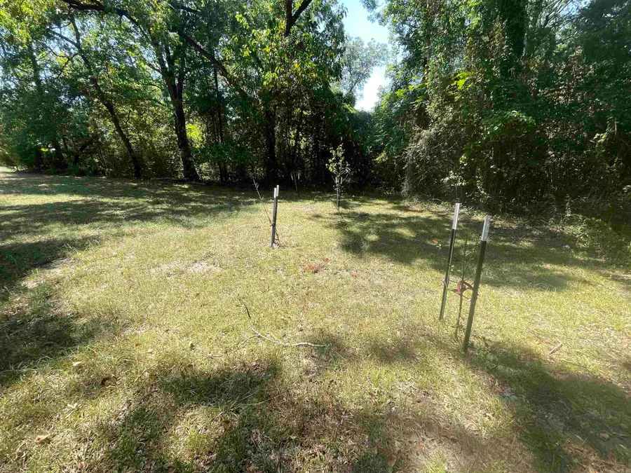 428 Maple St, Camden, AR 71701 - #3