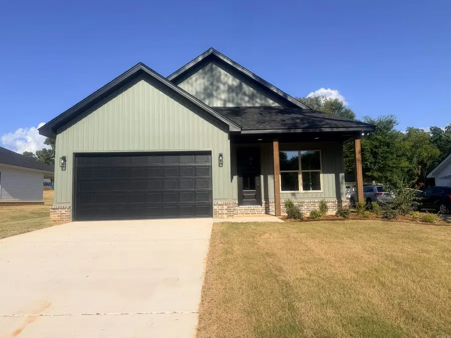 300 S Richards Street, Benton, AR 72015 - #2