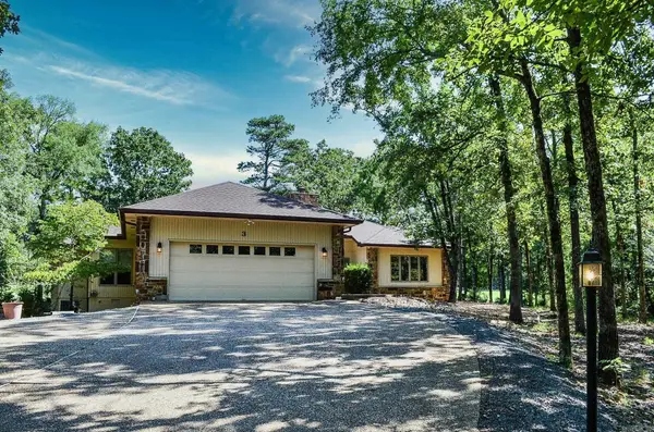 3 Serenidad Trace, Hot Springs Village, AR 71909