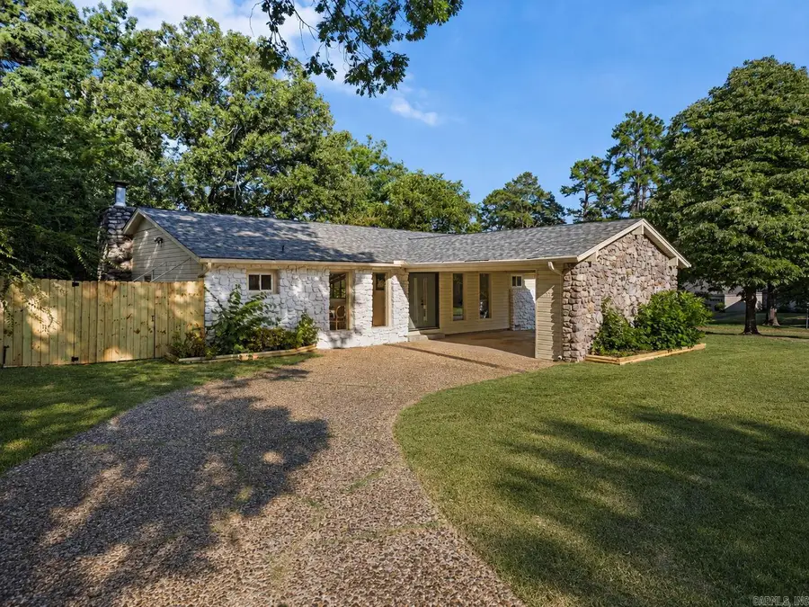 11 Crownpoint Road, Little Rock, AR 72227 - #3