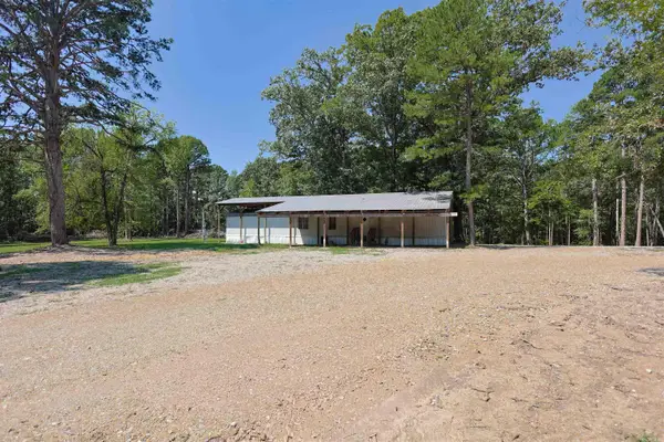 1621 N Hwy 27, Story, AR 71970