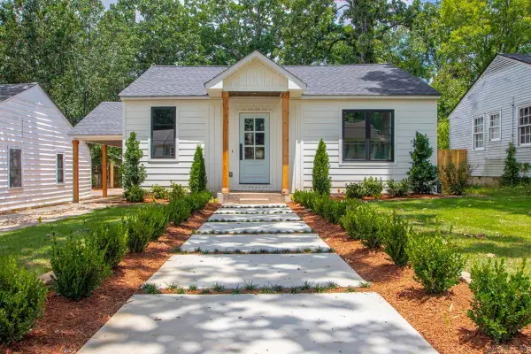 6208 Kenwood Rd, Cammack Village, AR 72207