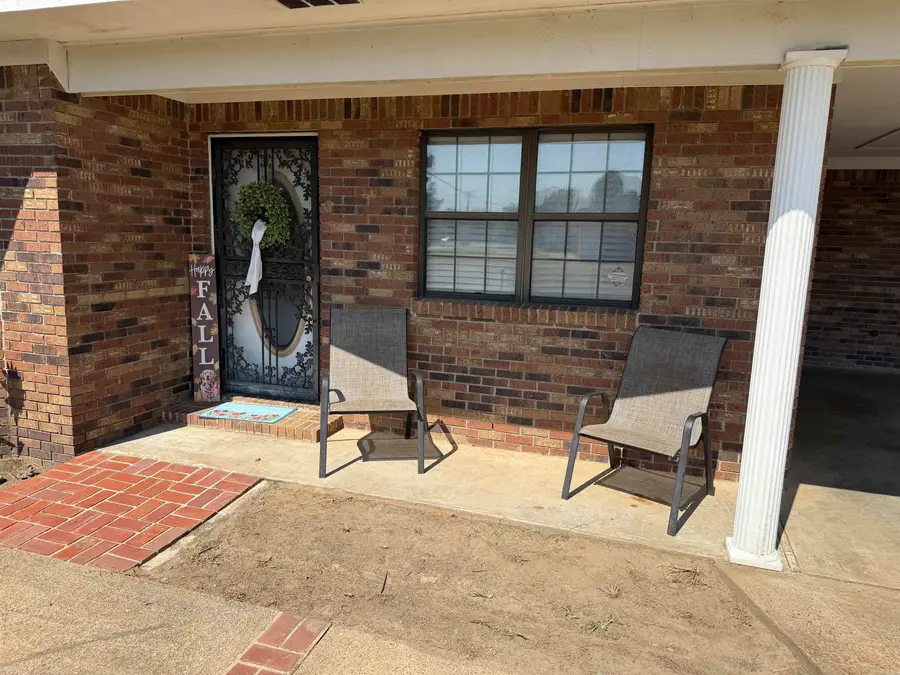 1203 N Charlyne Avenue, Brinkley, AR 72021 - #3