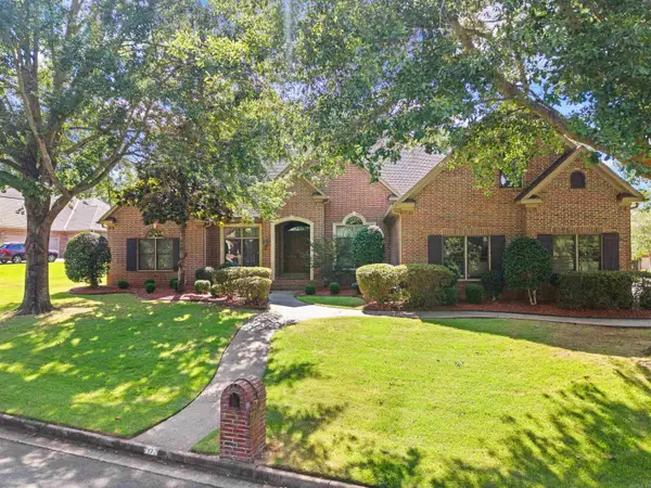 17 Maisons Drive, Little Rock, AR 72223