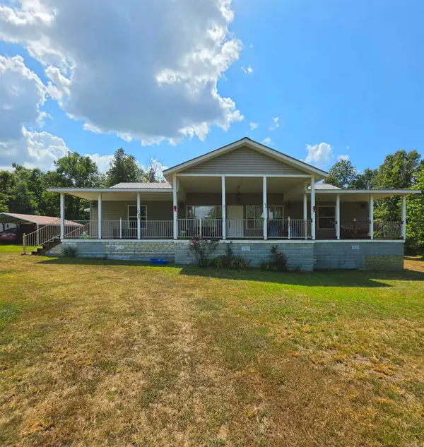100 Fischer Drive, Mountain View, AR 72560