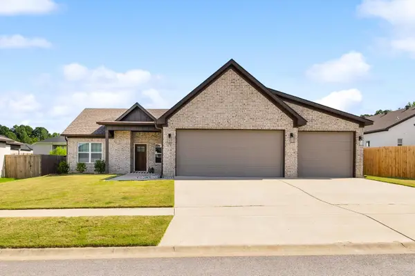 177 Lombard Heights, Bryant, AR 72022