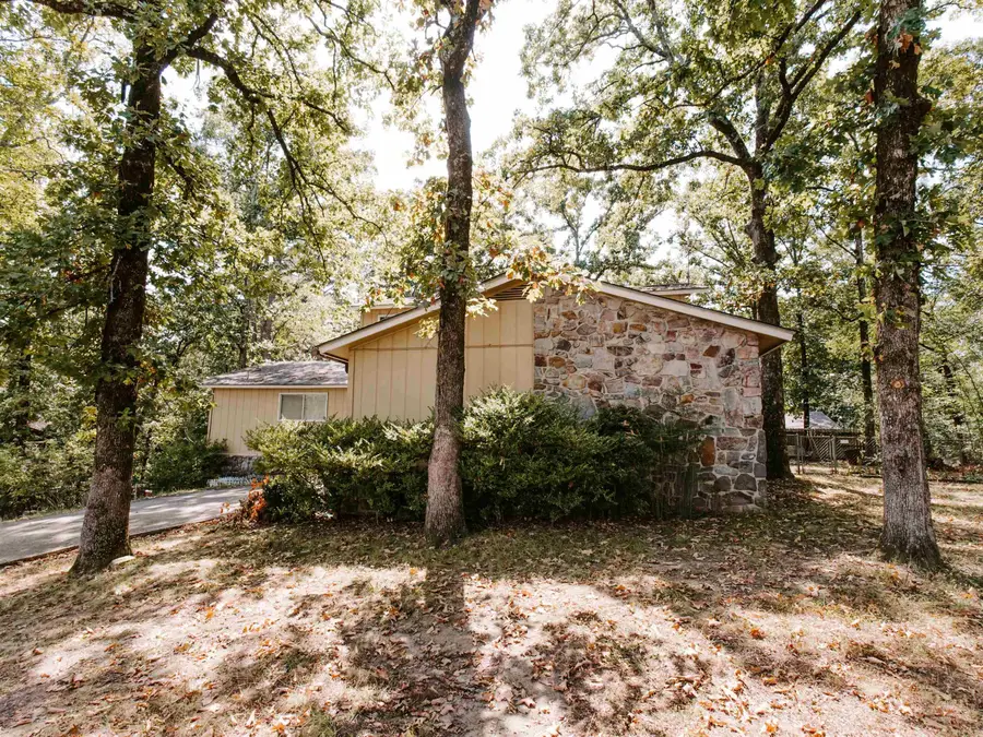 207 Brookhollow Court, Hot Springs, AR 71913 - #2