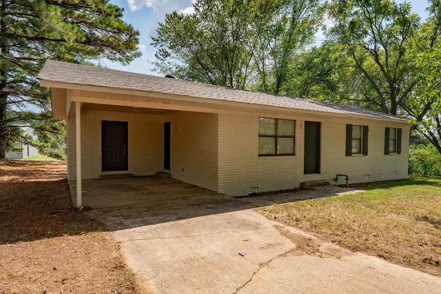 201 Church Ave, Rose Bud, AR 72137 - #2