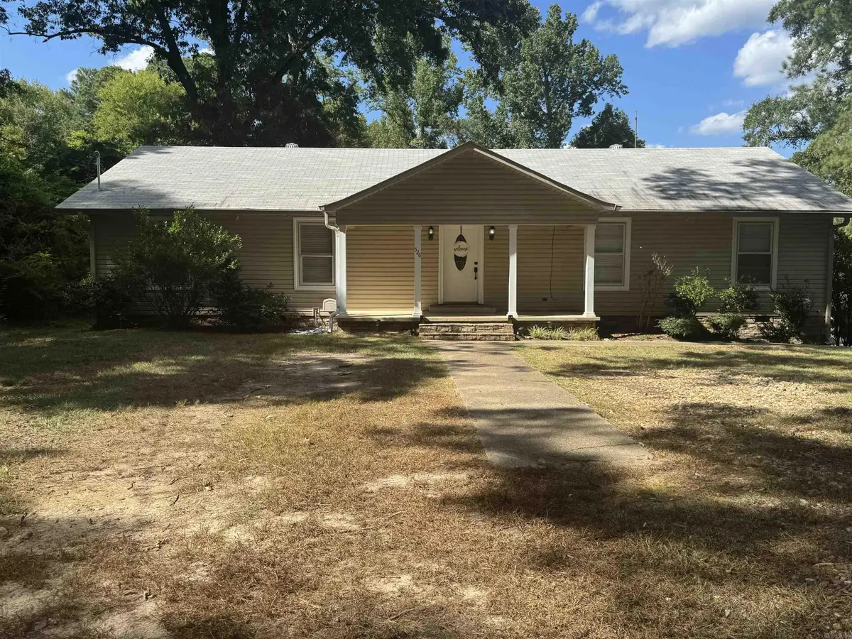 526 E 47th, El Dorado, AR 71730 - #1