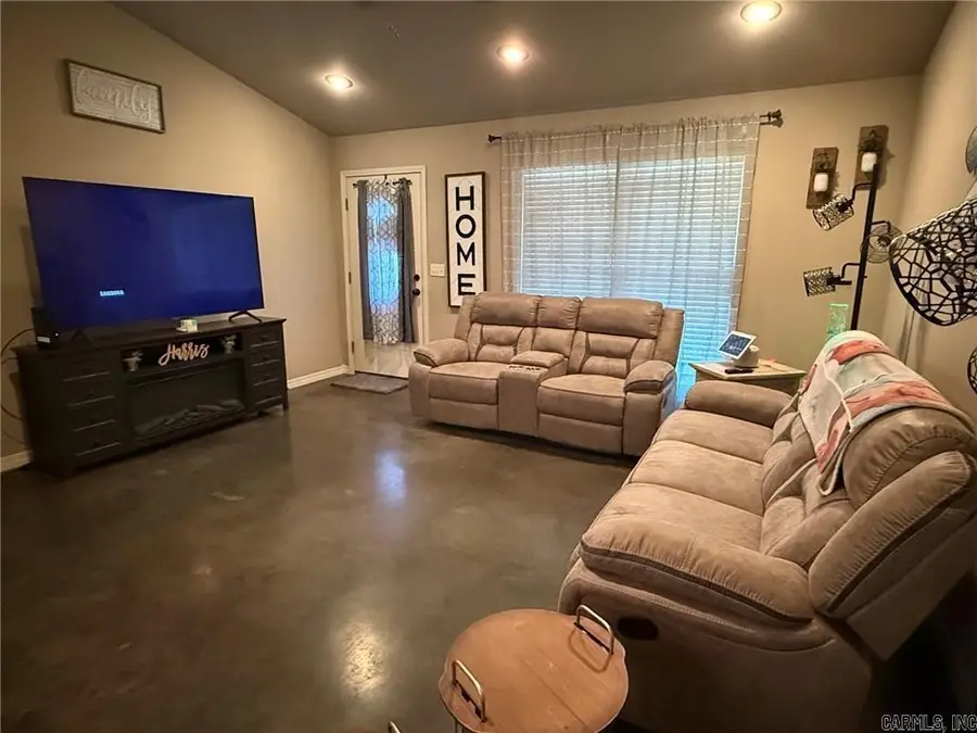 246 Letta Dr, Pottsville, AR 72858 - #3