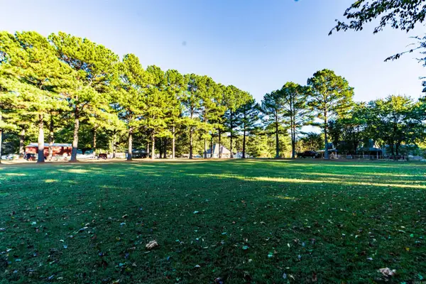 1100 Jonathan Drive, Jonesboro, AR 72405