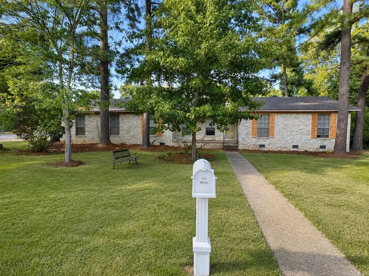 122 Berkshire Cir, Jacksonville, AR 72076 - #1