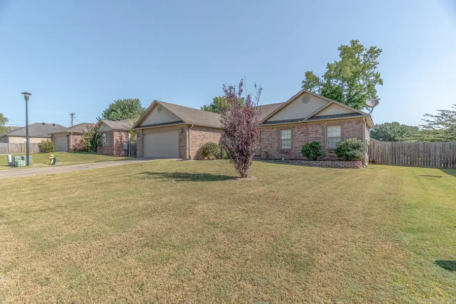 13 Trinity Drive, Cabot, AR 72023 - #3