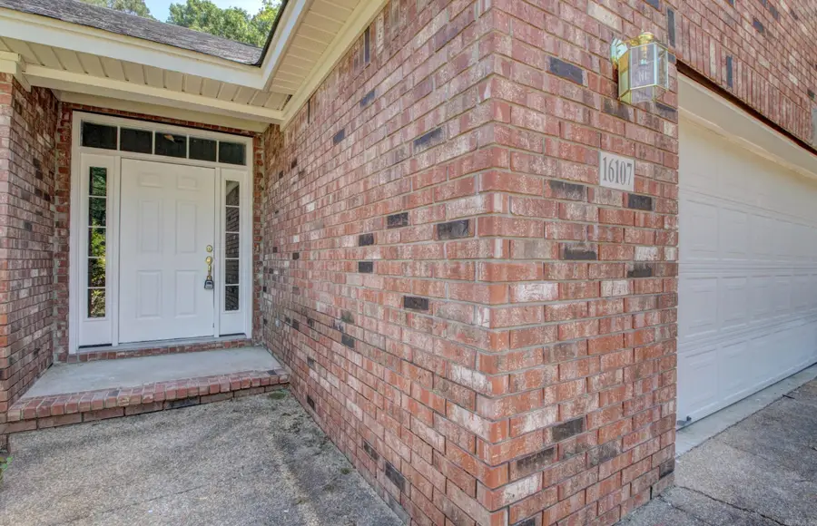 16107 Otter Creek Pkwy, Little Rock, AR 72210 - #2