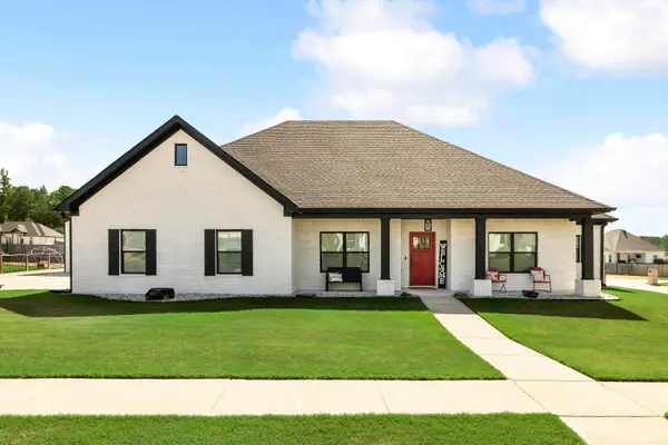 5000 Marian Cove, Benton, AR 72019