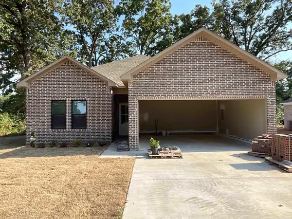 125 Kayla Lane, Lonoke, AR 72086