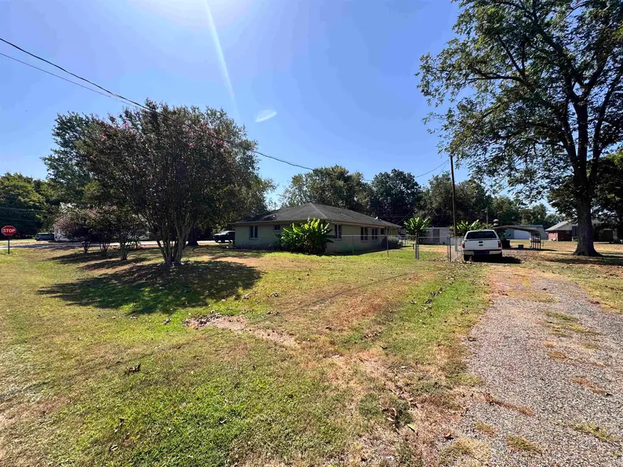 208 N Prairie Street, Hazen, AR 72064 - #2
