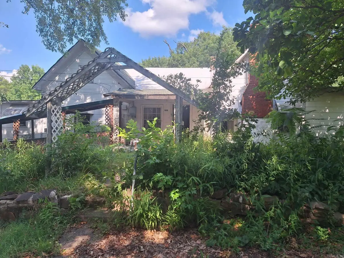 1108 Tyler St., Mena, AR 71953 - #1
