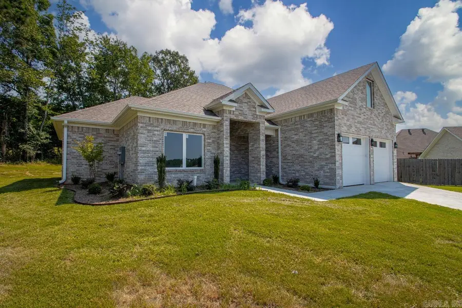 2116 Sable Oaks, Bryant, AR 72022 - #3