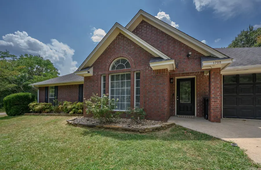 1705 Ashton Drive, Mena, AR 71953 - #2
