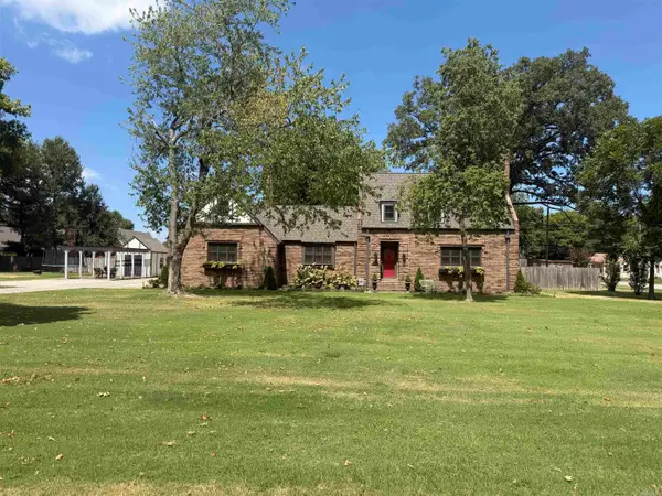 721 NW 3rd, Walnut Ridge, AR 72476