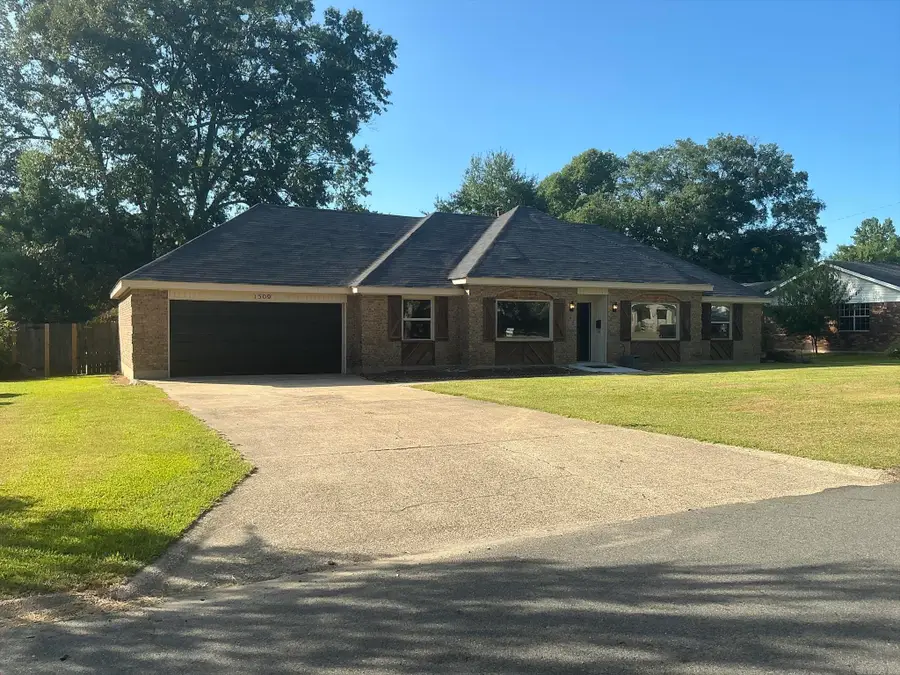 1509 Elm, Crossett, AR 71635 - #2