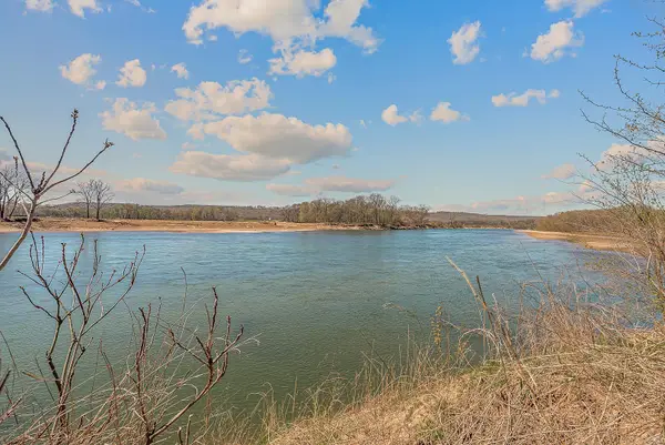 Address Withheld By Seller, Batesville, AR 72501
