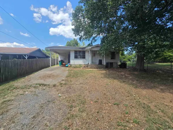 904 W 14th Street, Russellville, AR 72801