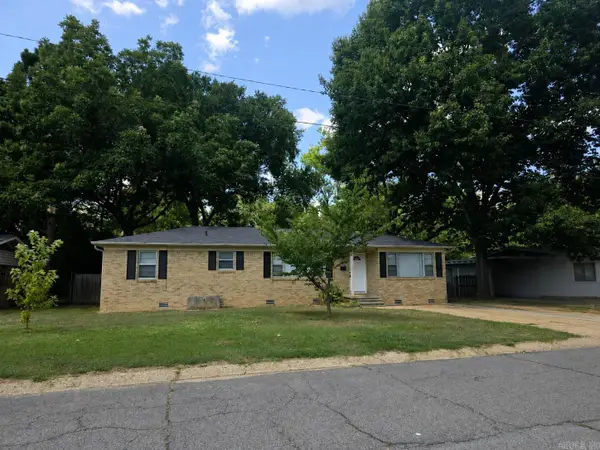 2106 Independence Avenue, Conway, AR 72034