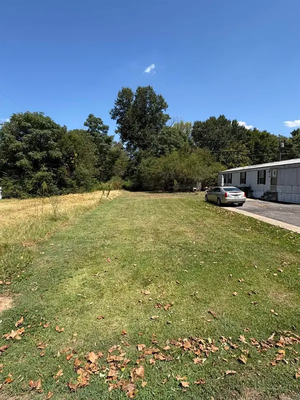 724 Fairview St, Conway, AR 72034