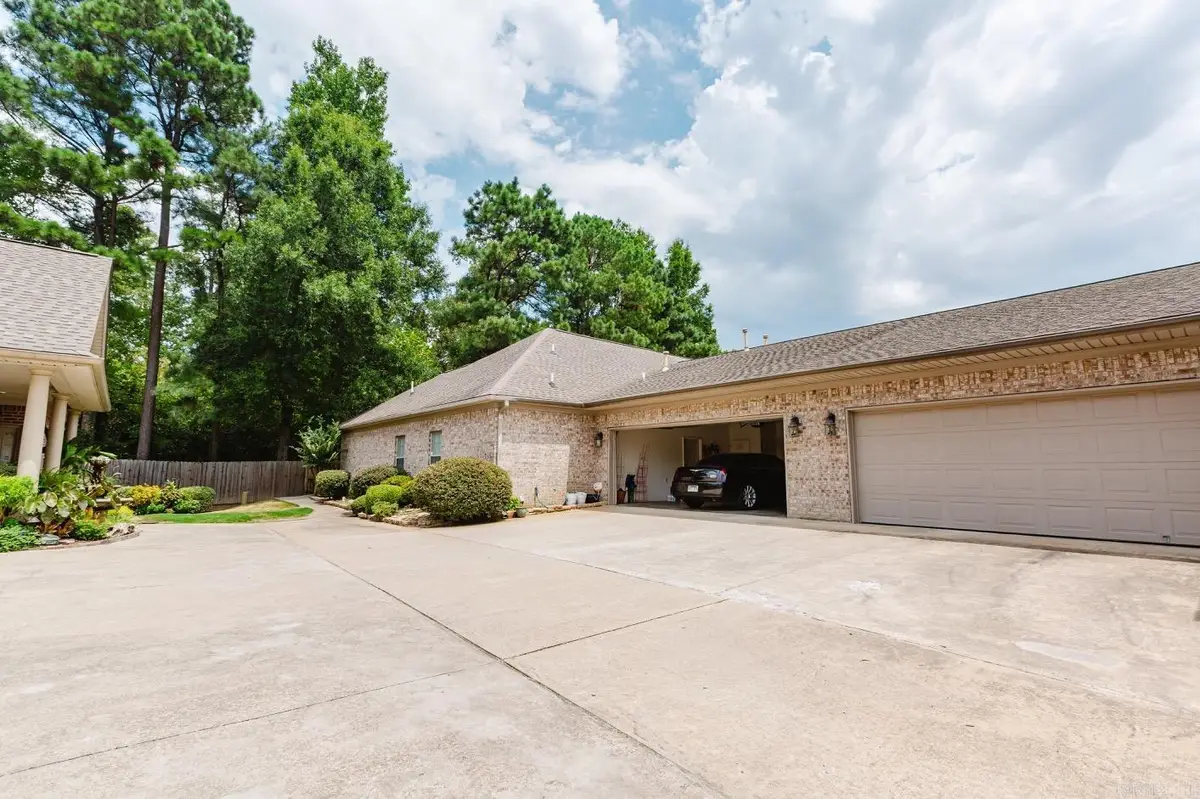 603 Stagecoach Vlg, Little Rock, AR 72210 - #1