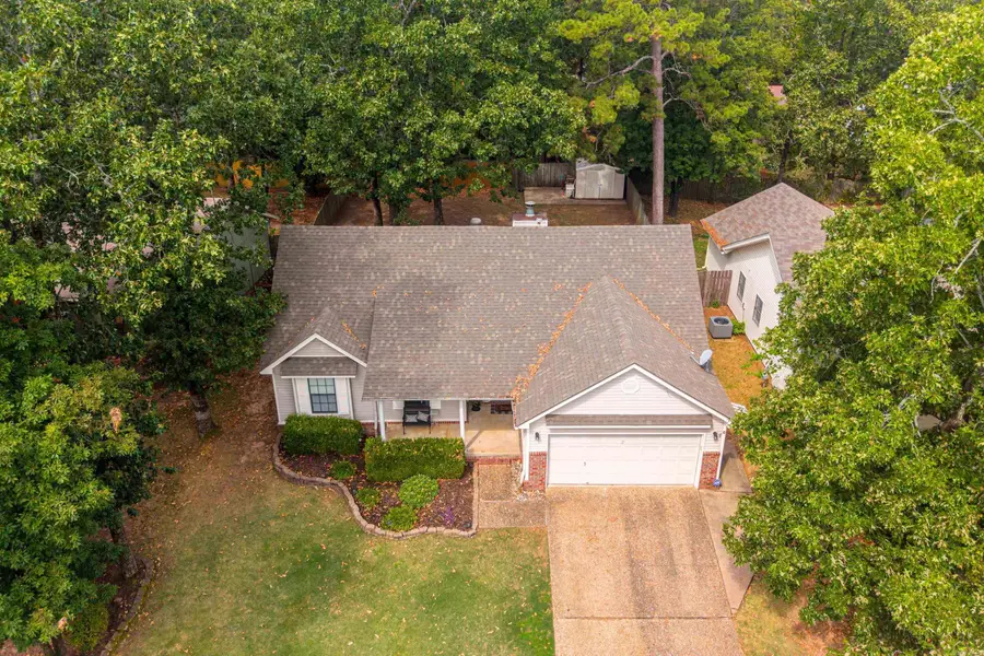 27 Oak Ridge Drive, Maumelle, AR 72113 - #3