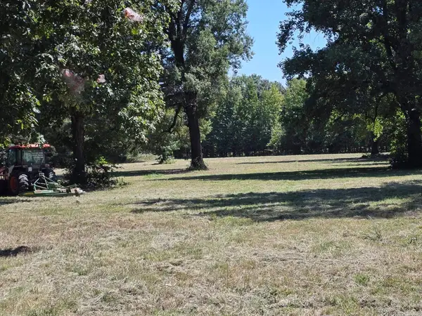 Address Withheld By Seller, Paragould, AR 72450