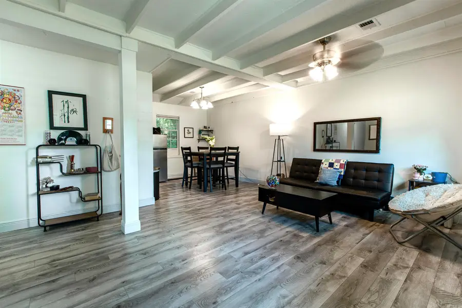 306 S Gibson St, Benton, AR 72015 - #2