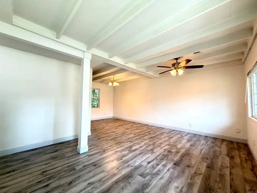 306 S Gibson St, Benton, AR 72015 - #3