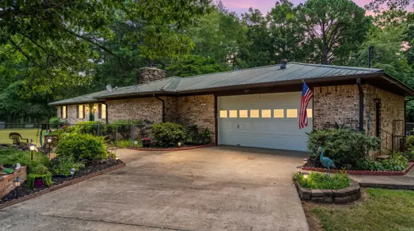564 Green Tree Road, Clinton, AR 72031
