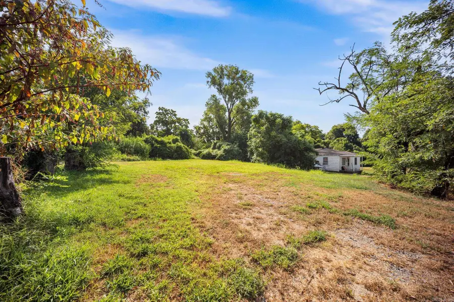 216 Crockett Street, North Little Rock, AR 72114 - #3