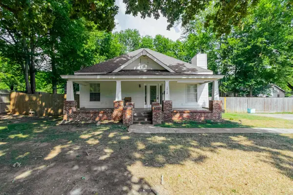 1018 River, Benton, AR 72015