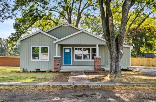 908 Judson Avenue, Judsonia, AR 72081