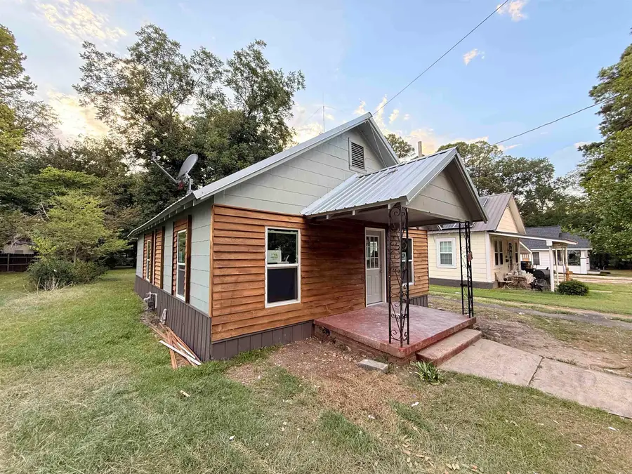 408 S Gabbert Street, Monticello, AR 71655 - #2