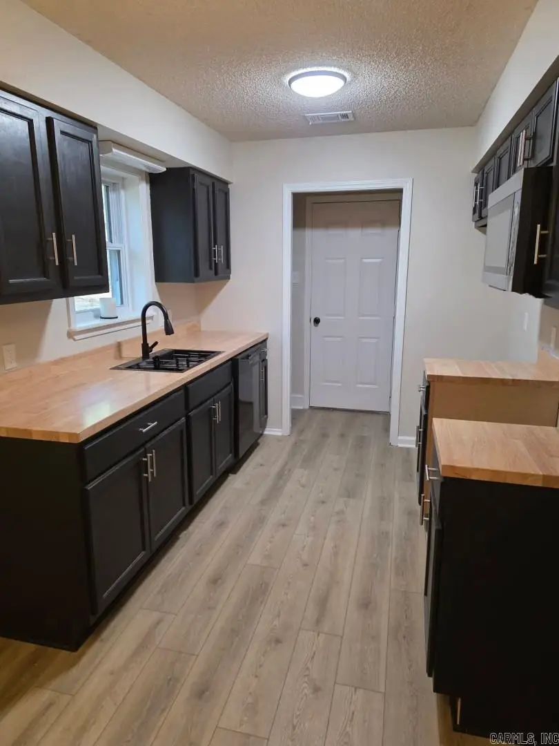 163 Honeysuckle Cir, Hot Springs, AR 71913 - #2