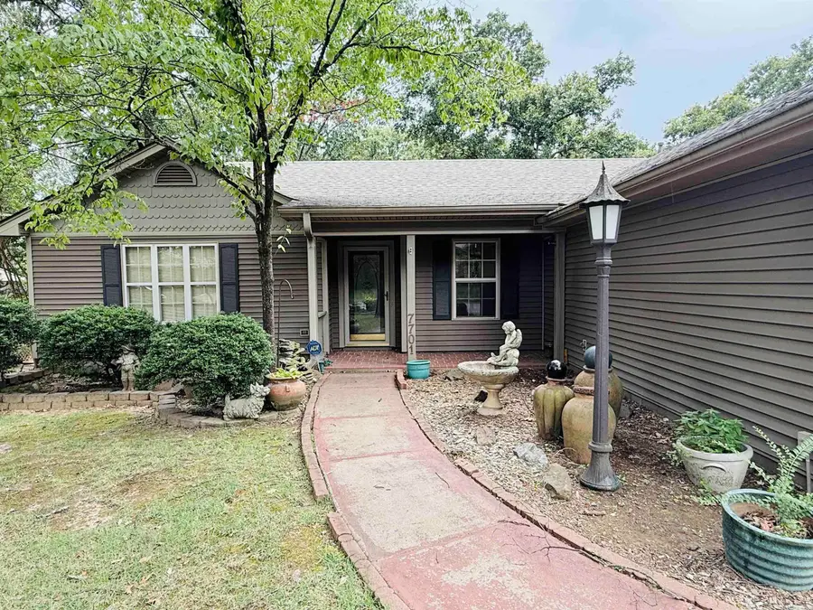 7701 Oak Ridge, North Little Rock, AR 72116 - #2