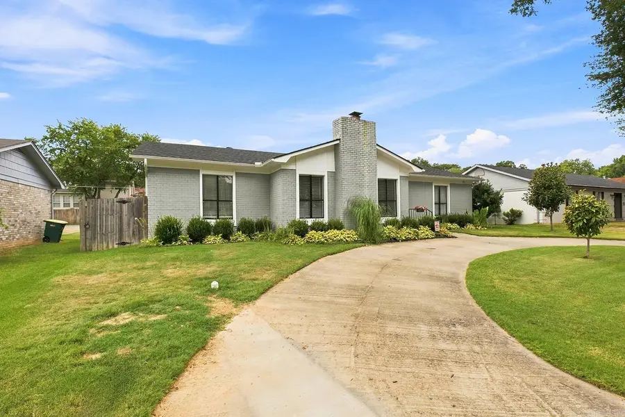 1107 Silver Creek Drive, Sherwood, AR 72120 - #2