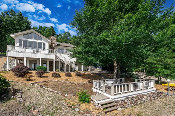 19 Guindola Way, Hot Springs Village, AR 71909