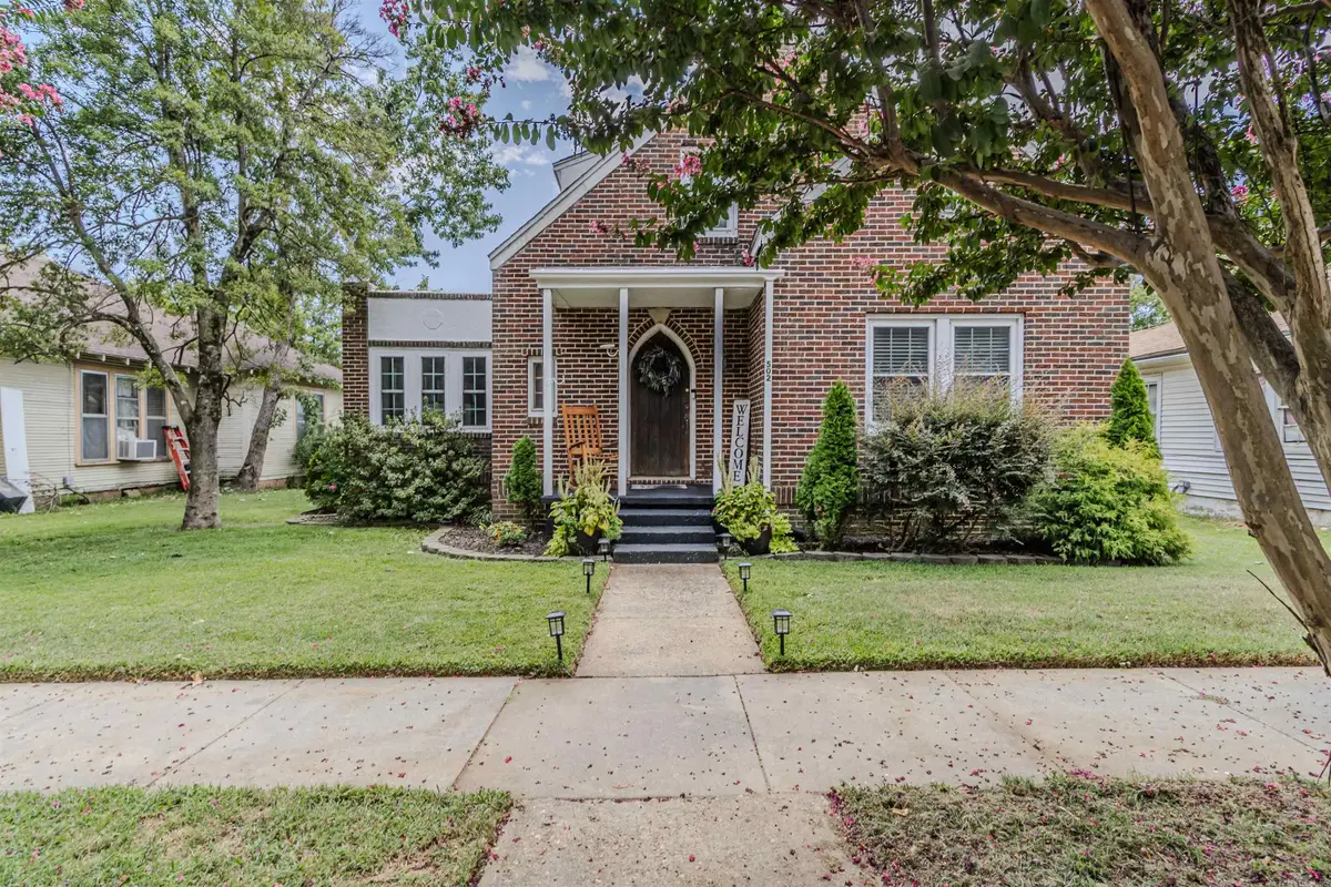 502 W Poplar Street, Paragould, AR 72450 - #1