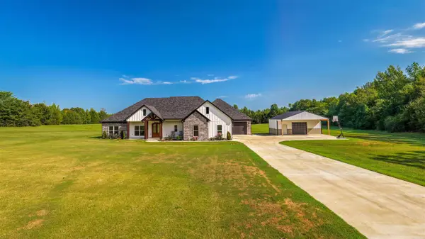 442 Shaw Bridge Road, Greenbrier, AR 72058