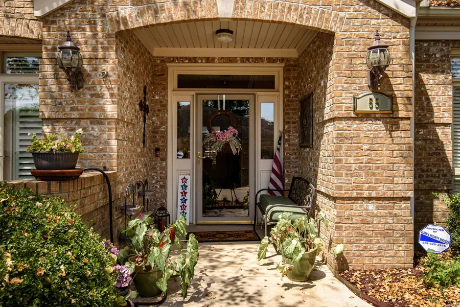 55 Hunters Green Circle, Little Rock, AR 72211 - #2